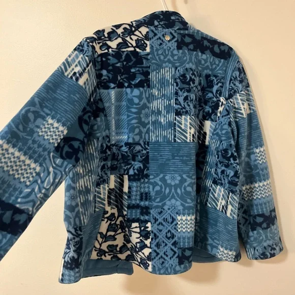 Northern tradition patchwork fleece - Picture 5 of 6